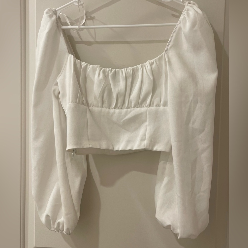 White cropped pesant blouse